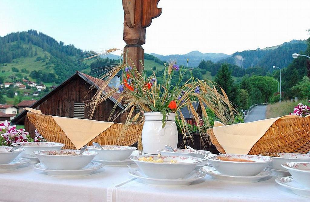 Landgasthof Sommerfeld Pragg-Jenaz المظهر الخارجي الصورة